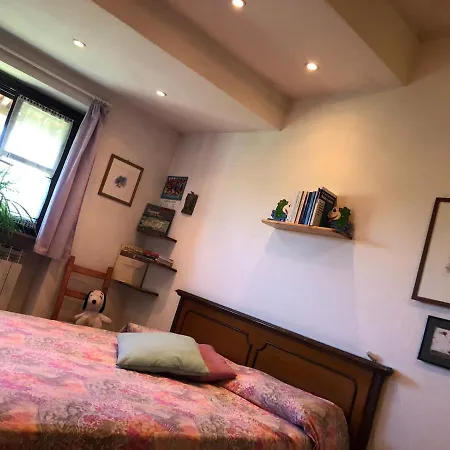 Cascina 'la Giardina' 3* فوسّانو