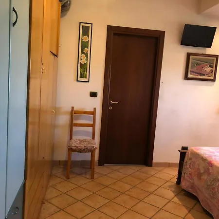 فندق مبيت وإفطار Cascina 'la Giardina' 3*