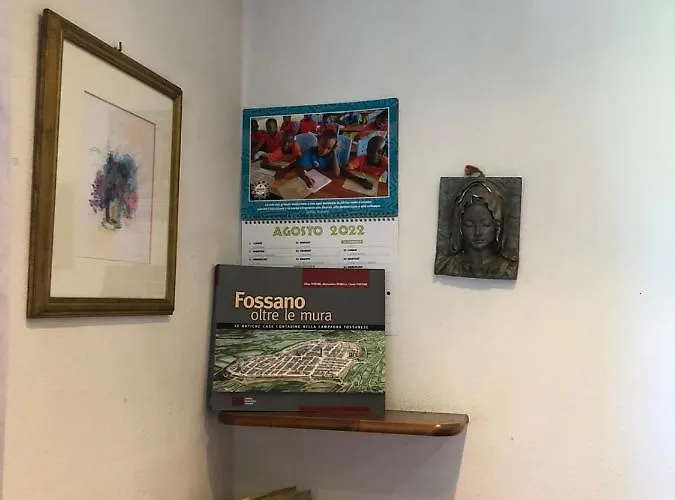 Cascina 'la Giardina' Oda ve Kahvaltı 3*